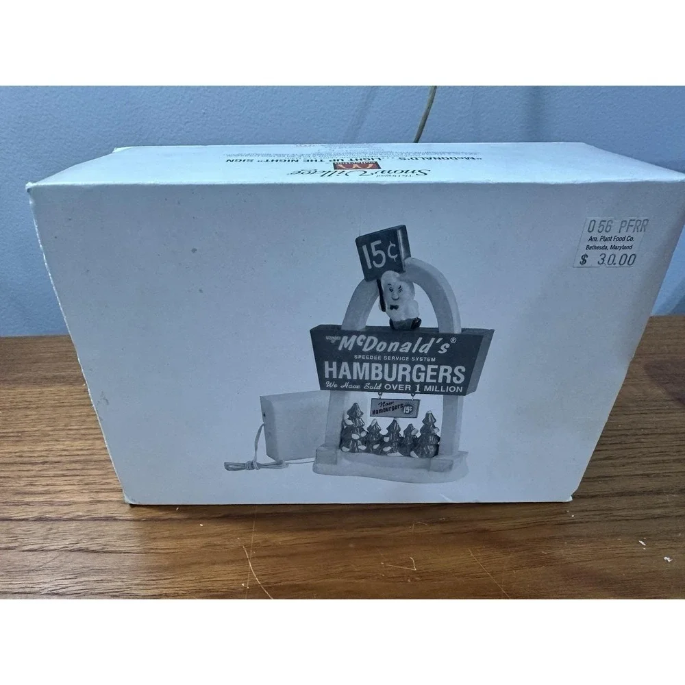 Dept. 56 Snow Village 